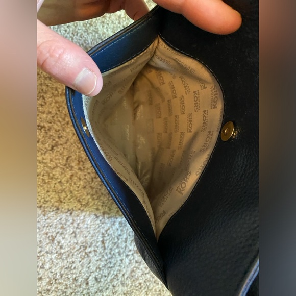 EUC Michael Kors Crossbody Bag - Picture 5 of 15